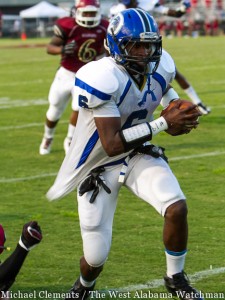 Roderick Davis breaks free from the grasp of a Citronelle would-be tackler on his way to Demopolis' first touchdown.