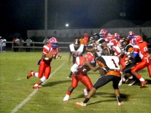 Linden scored all six of its touchdowns on the ground in a 39-14 win Thursday night.