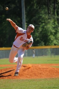 Carson Huckabee picked up the win for the Longhorns Friday, striking out three and allowing no hits in two innings of work.