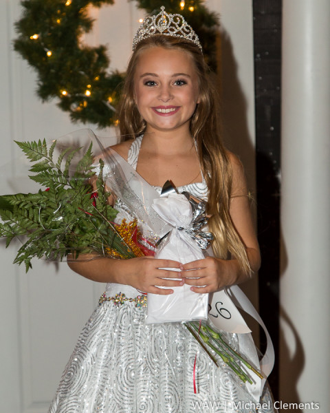 Buckley Elizabeth Nettles was crowned Miss Junior Christmas on the River for 2015.