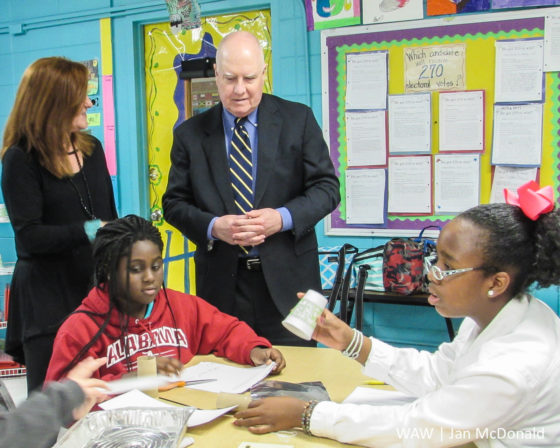 State Supt. of Education Michael Sentence visits with Dana Hill's (left) gifted enrichment class on Thursday, Nov. 17. (WAW | Jan McDonald)